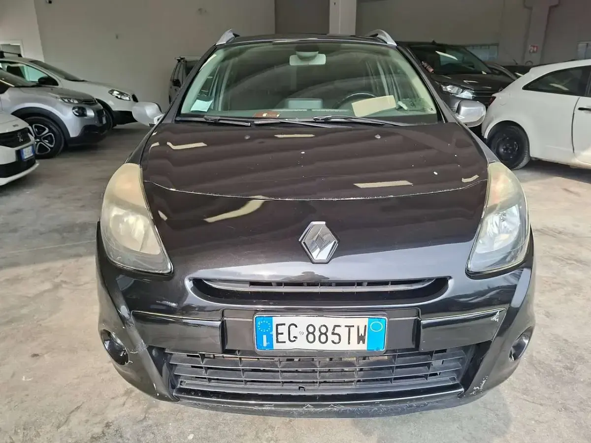 Usata Renault Clio GrandTour 101 CV (74 kW) 2011 Nero Station wagon