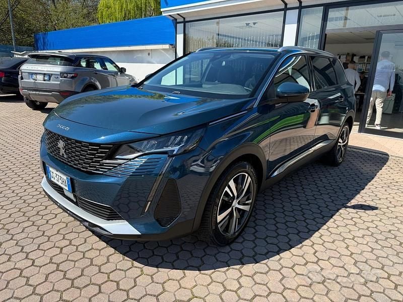 Usata Peugeot 5008 Allure 131 CV (96 kW) 2021 Blu SUV