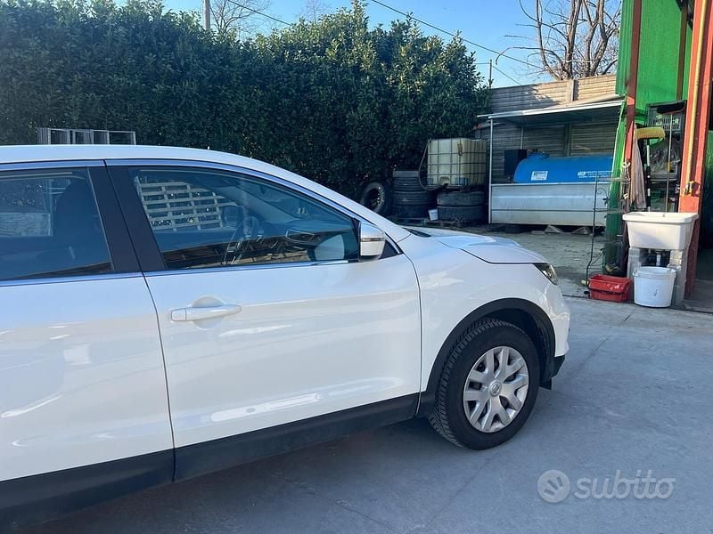 Usata Nissan Qashqai 116 CV (85 kW) 2019 Bianco SUV