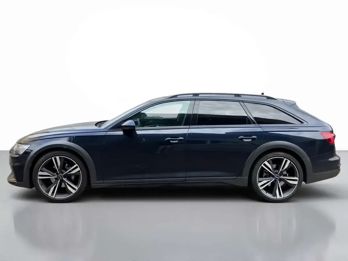 Usata Audi A6 Allroad 204 CV (150 kW) 2024 Blu firmamento metallizzato Station wagon