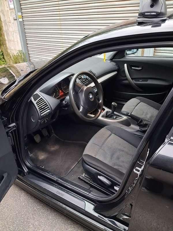Usata BMW 118 122 CV (89 kW) 2007 Utilitaria