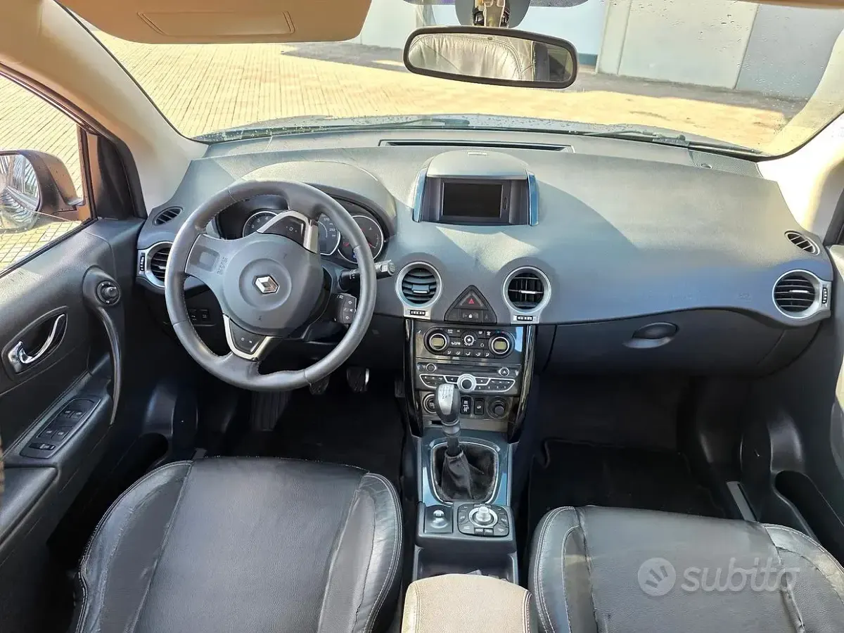 Usata Renault Koleos 150 CV (110 kW) 2012 Nero SUV