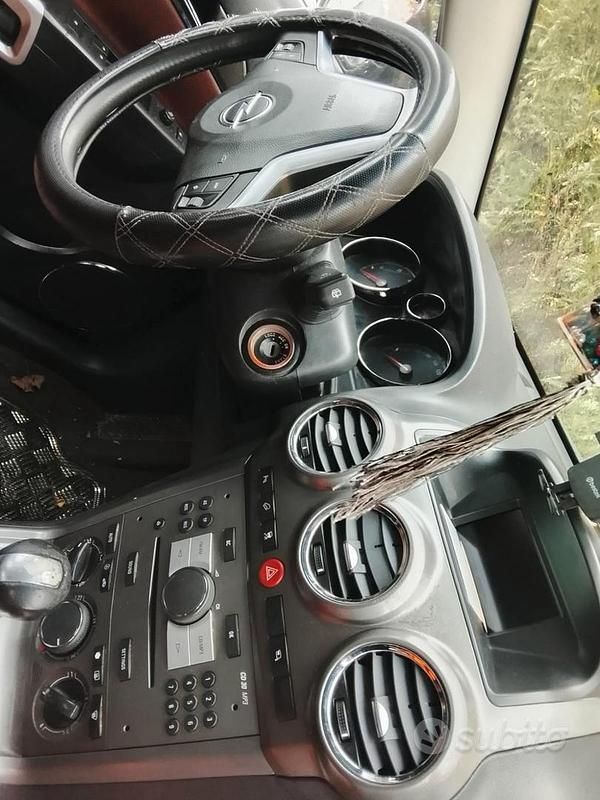 Usata Opel Antara 150 CV (110 kW) 2007 SUV