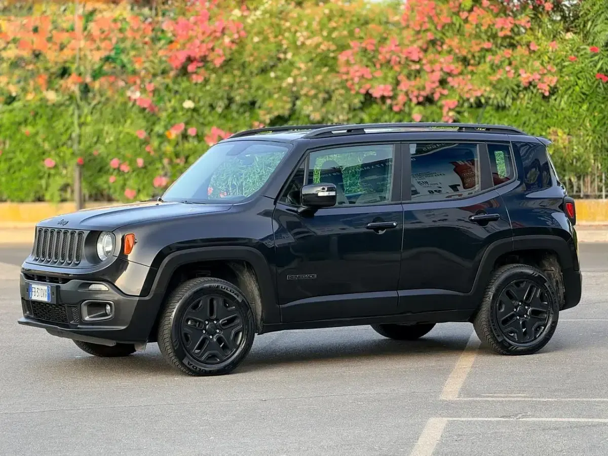 Usata Jeep Renegade 119 CV (87 kW) 2016 Nero SUV