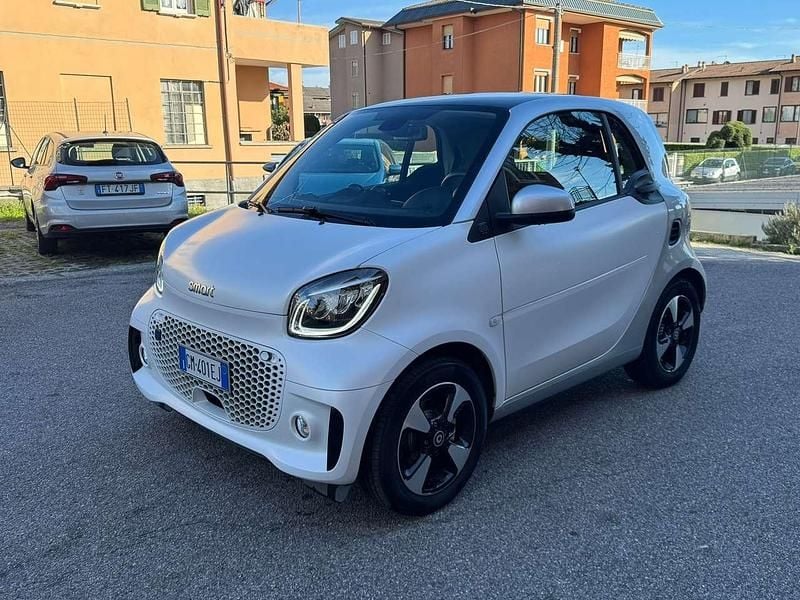 Usata Smart ForTwo Coupé Prime 41 kW (56 CV) 2023 Bianco Utilitaria