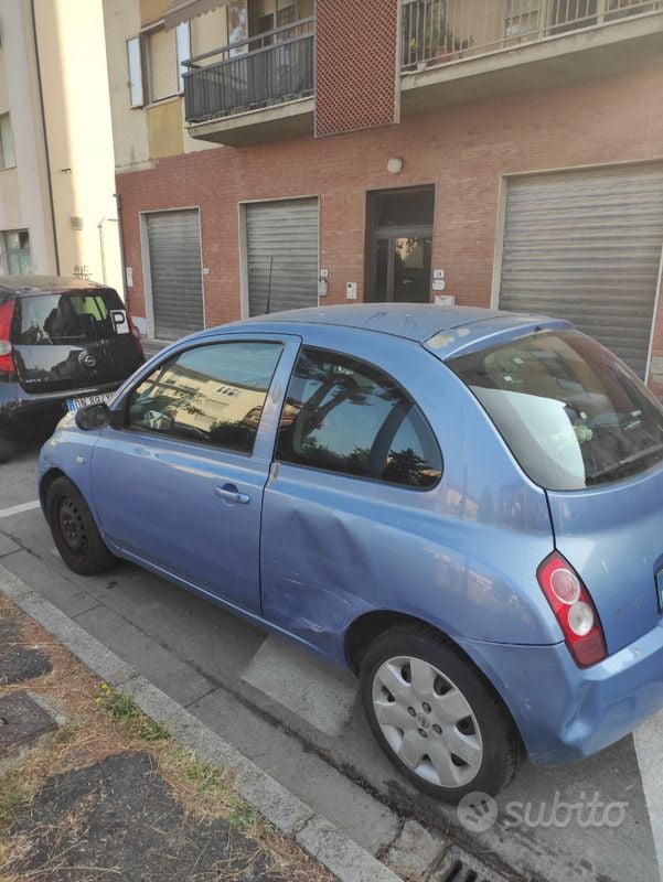 Usata Nissan Micra 60 CV (44 kW) 2004 Blu Utilitaria