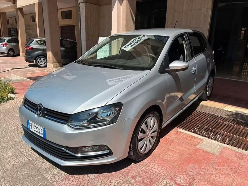 Usata VW Polo 75 CV (55 kW) 2017 Grigio Berlina