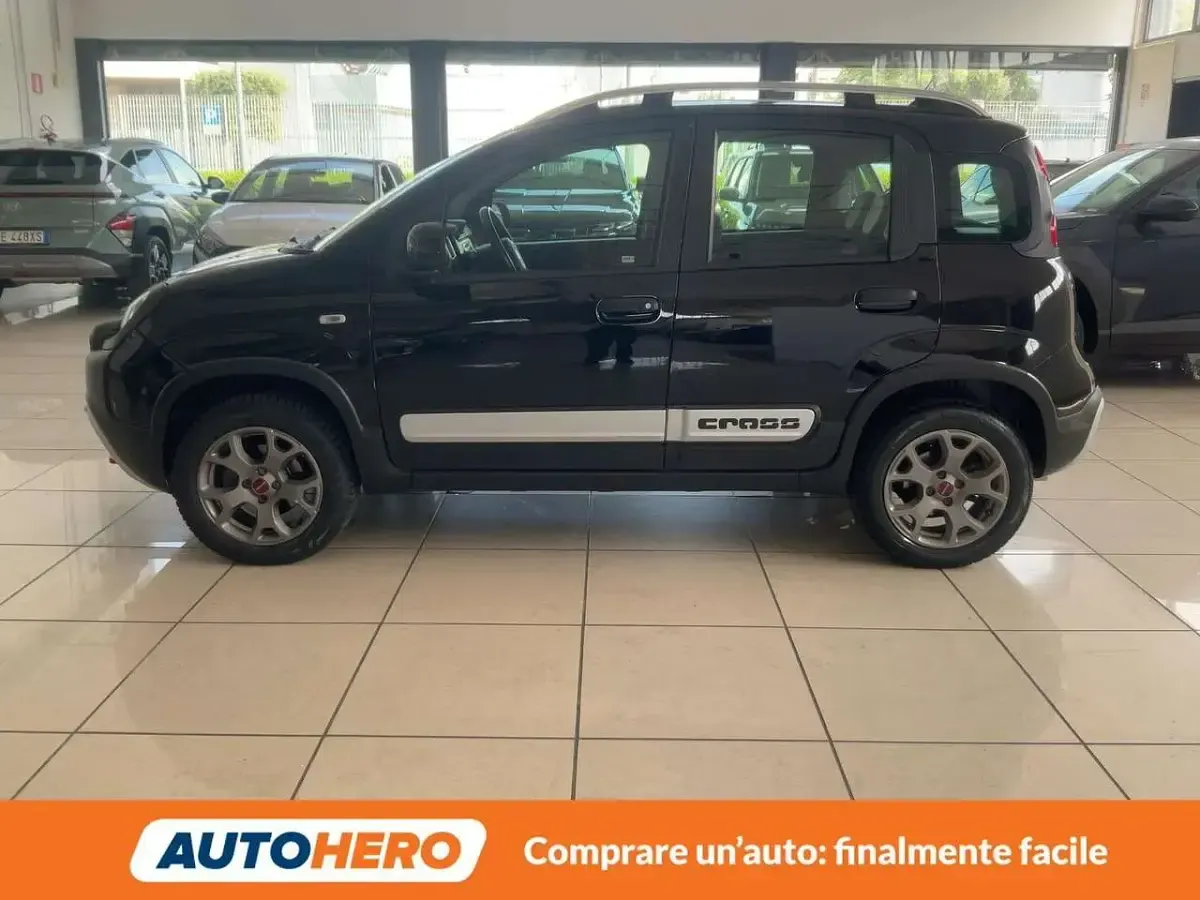 Usata Fiat Panda Cross Cross 86 CV (63 kW) 2018 Nero Utilitaria