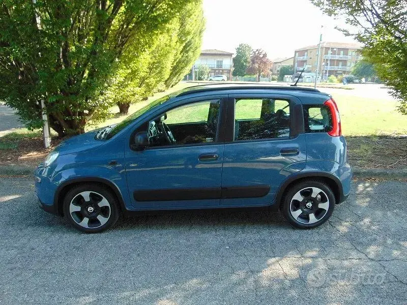 Usata Fiat Panda S 69 CV (50 kW) 2021 Bluazzurro Utilitaria