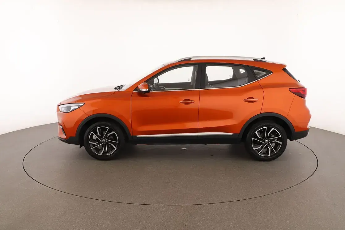 Usata MG ZS Luxury 106 CV (77 kW) 2024 Arancio SUV