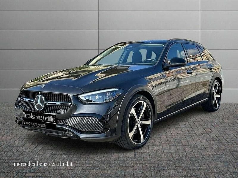 Usata Mercedes C220 Premium 200 CV (147 kW) 2023 Grigio grafite Station wagon