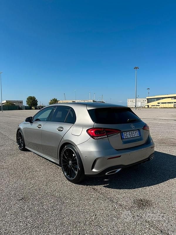 Usata Mercedes A200 Premium 150 CV (110 kW) 2019 Berlina