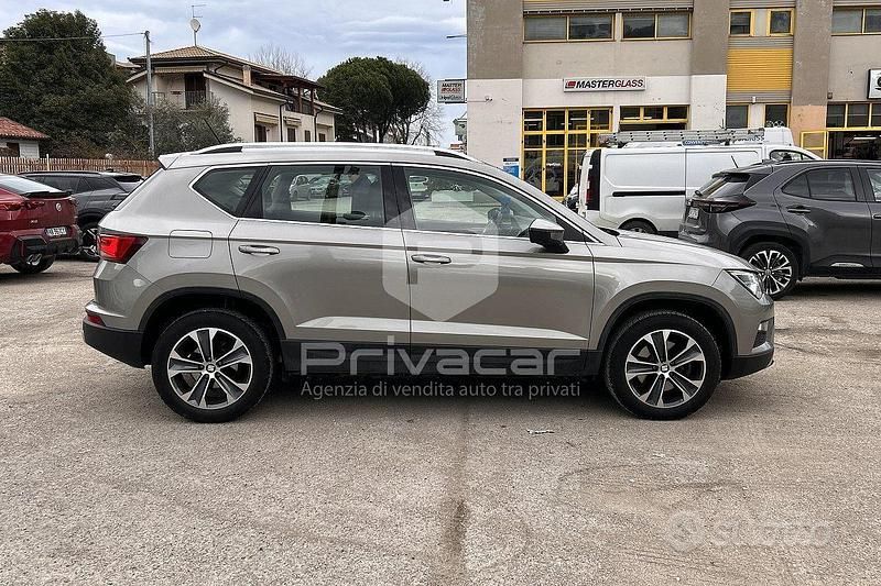 Usado Seat Ateca XCELLENCE 116 CV (85 kW) 2017 Gris SUV