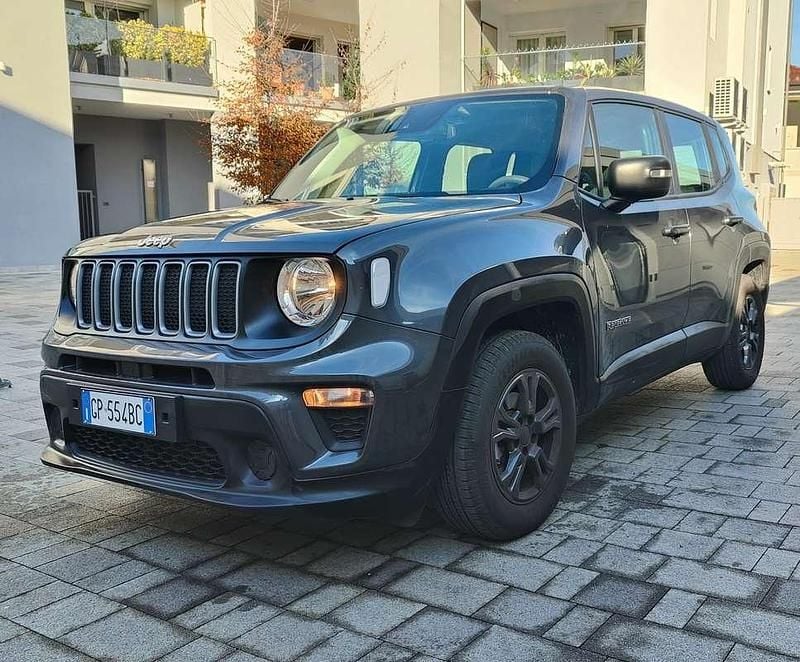 Usata Jeep Renegade Longitude 120 CV (88 kW) 2023 Grigio SUV