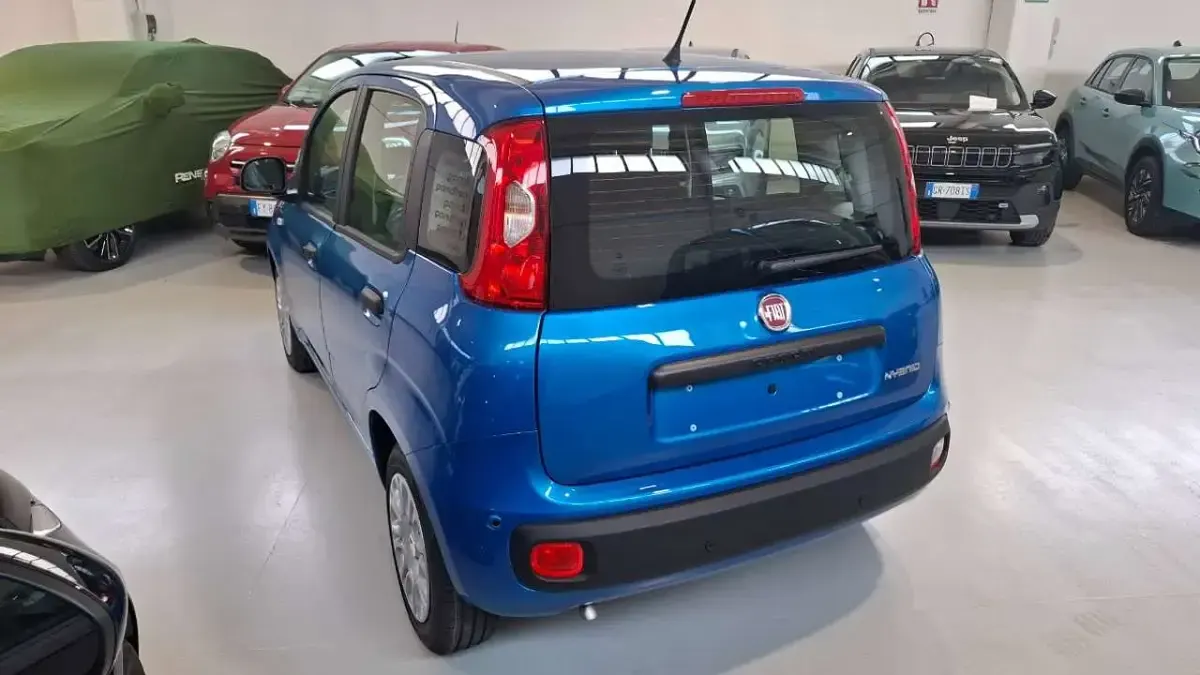 Nuova Fiat Panda Pop 65 CV (47 kW) 2026 Blu italia Utilitaria
