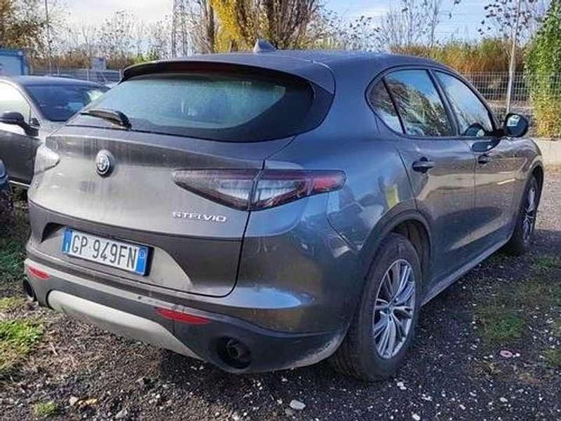 Usata Alfa Romeo Stelvio Super 209 CV (153 kW) 2023 Grigio SUV