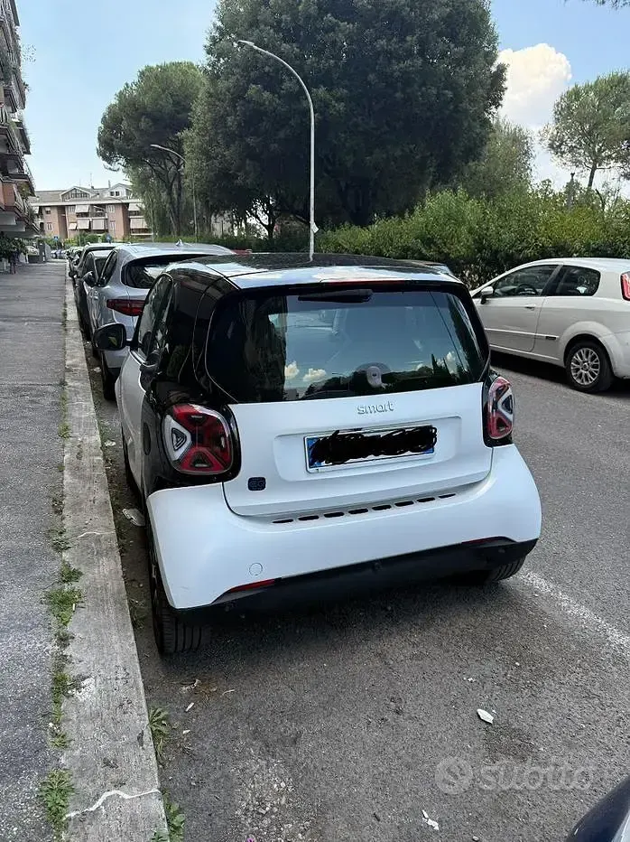 Usata Smart ForTwo Coupé Passion 41 kW (56 CV) 2020 Bianco Utilitaria