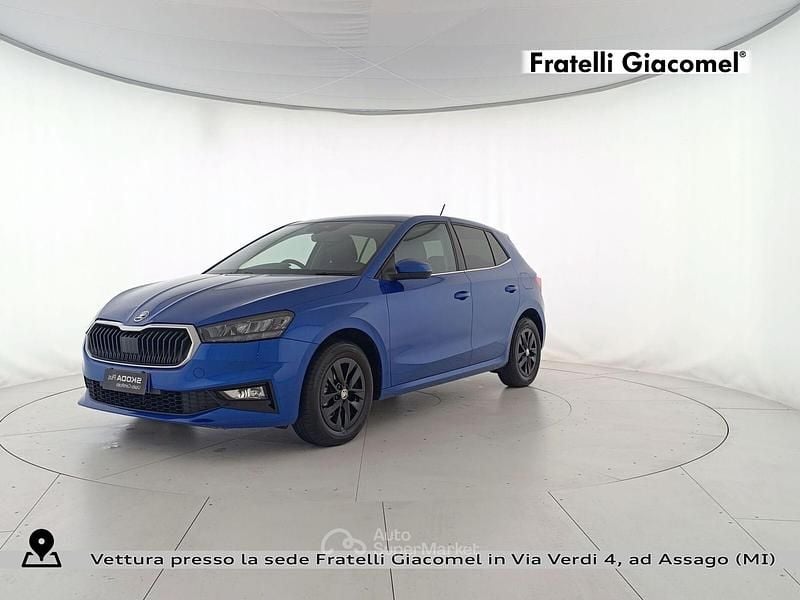 Usata Skoda Fabia Ambition 80 CV (58 kW) 2022 Blu race metallizzato Berlina