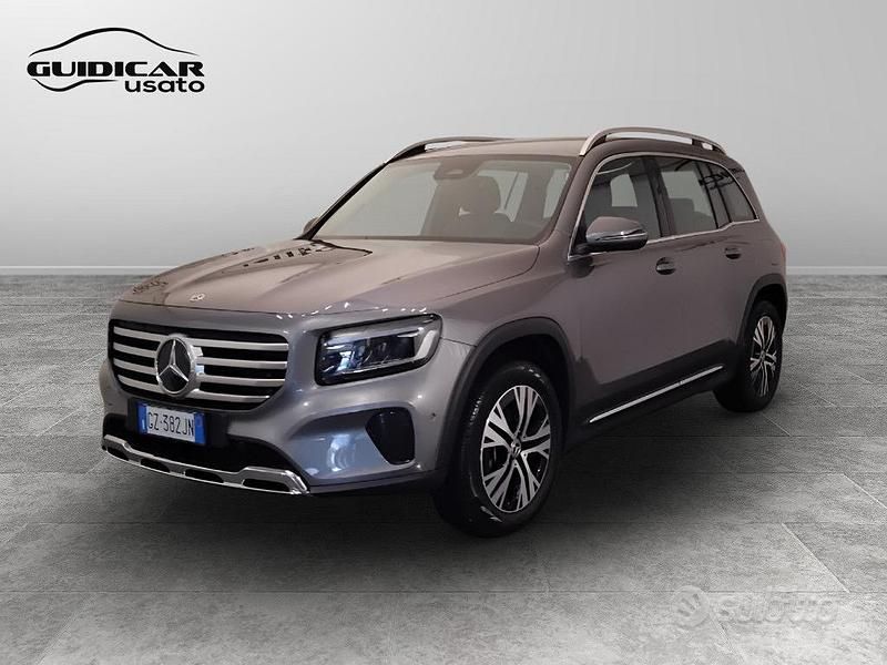 Usata Mercedes GLB180 Advanced 116 CV (85 kW) 2025 Grigio SUV