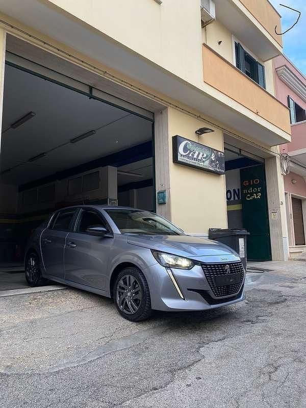 Usata 2022 Peugeot 208 Allure Due volumi | 9950 € (Super prezzo) - Immagine 1/4