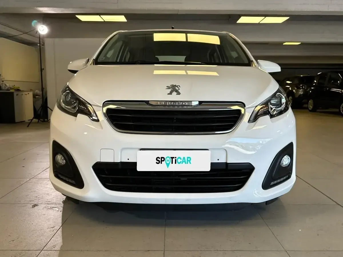 Usata Peugeot 108 Active 72 CV (52 kW) 2020 Bianco Utilitaria