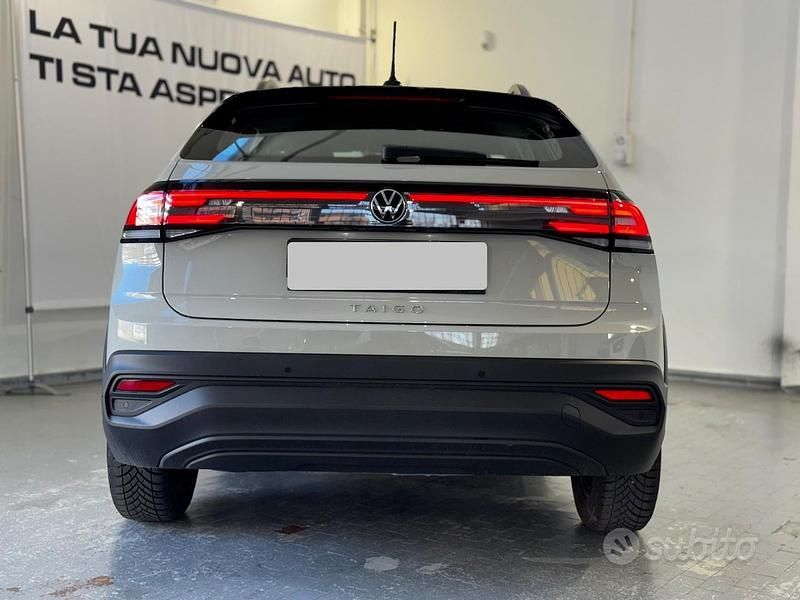 Usata VW Taigo Life 95 CV (69 kW) 2024 Beige SUV