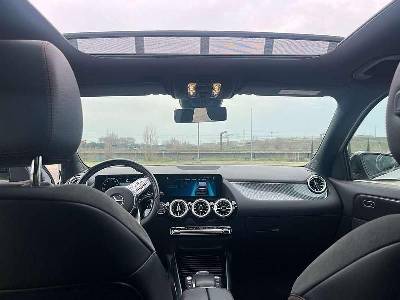 Usata Mercedes GLA200 Premium 150 CV (110 kW) 2022 Bianco SUV