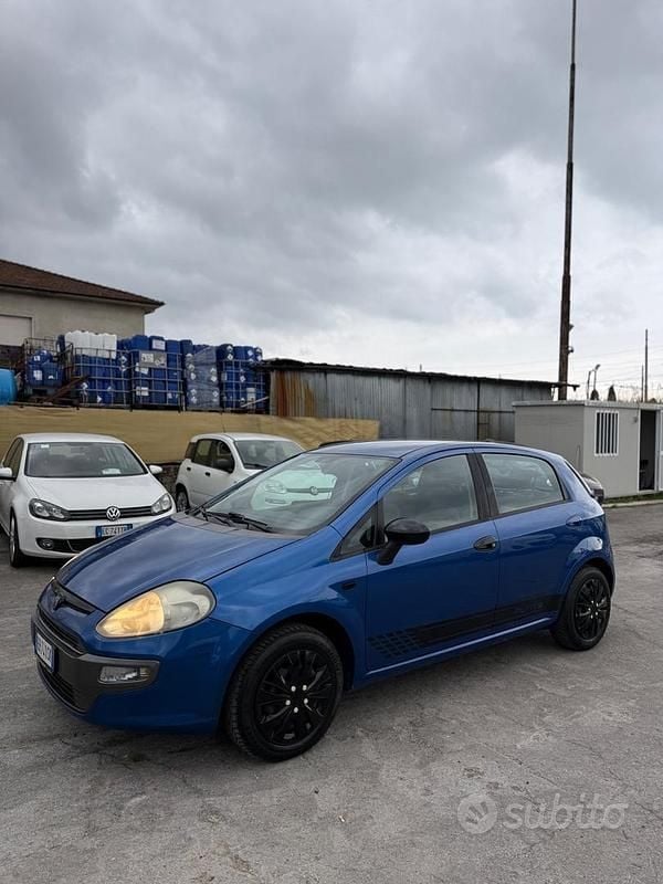 Usata Fiat Punto Evo Dynamic 65 CV (47 kW) 2010 Blu Utilitaria