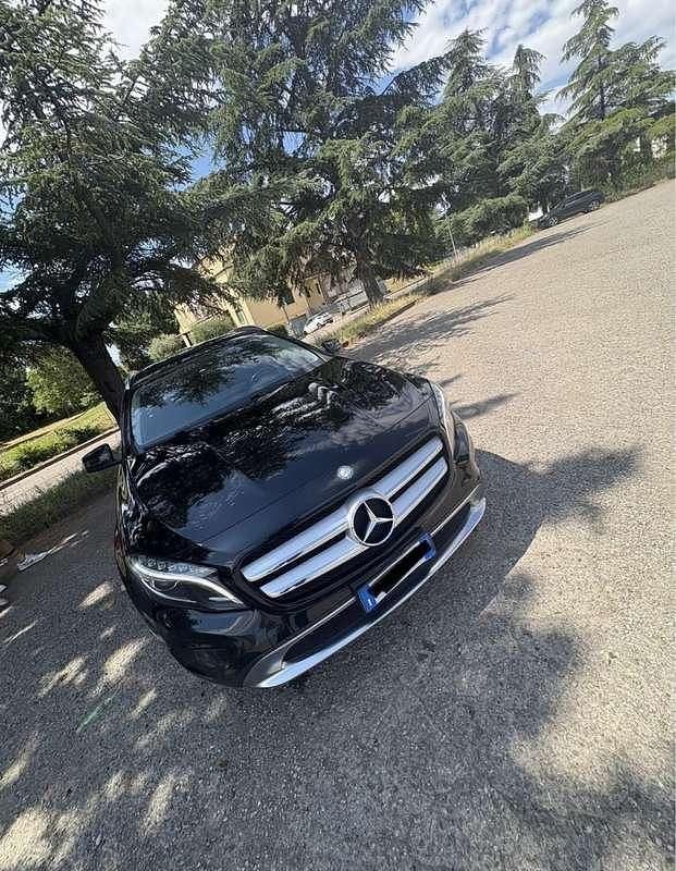 Usata Mercedes GLA180 109 CV (80 kW) 2016 SUV