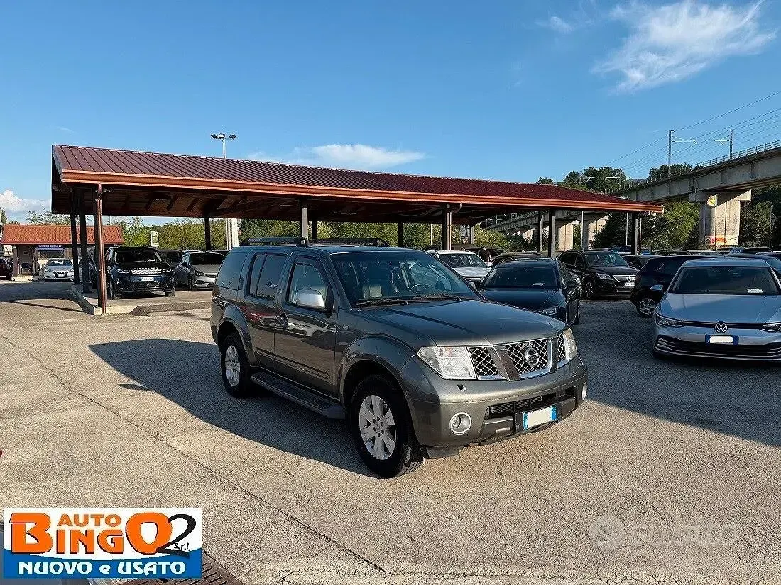 Usata Nissan Pathfinder XE 174 CV (127 kW) 2006 Grigio SUV