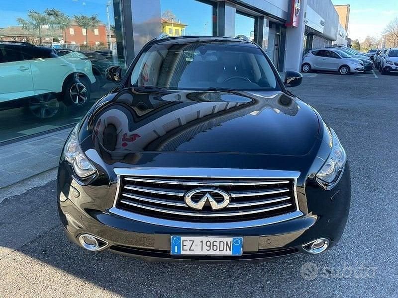 Usata Infiniti QX70 238 CV (175 kW) 2015 Nero SUV