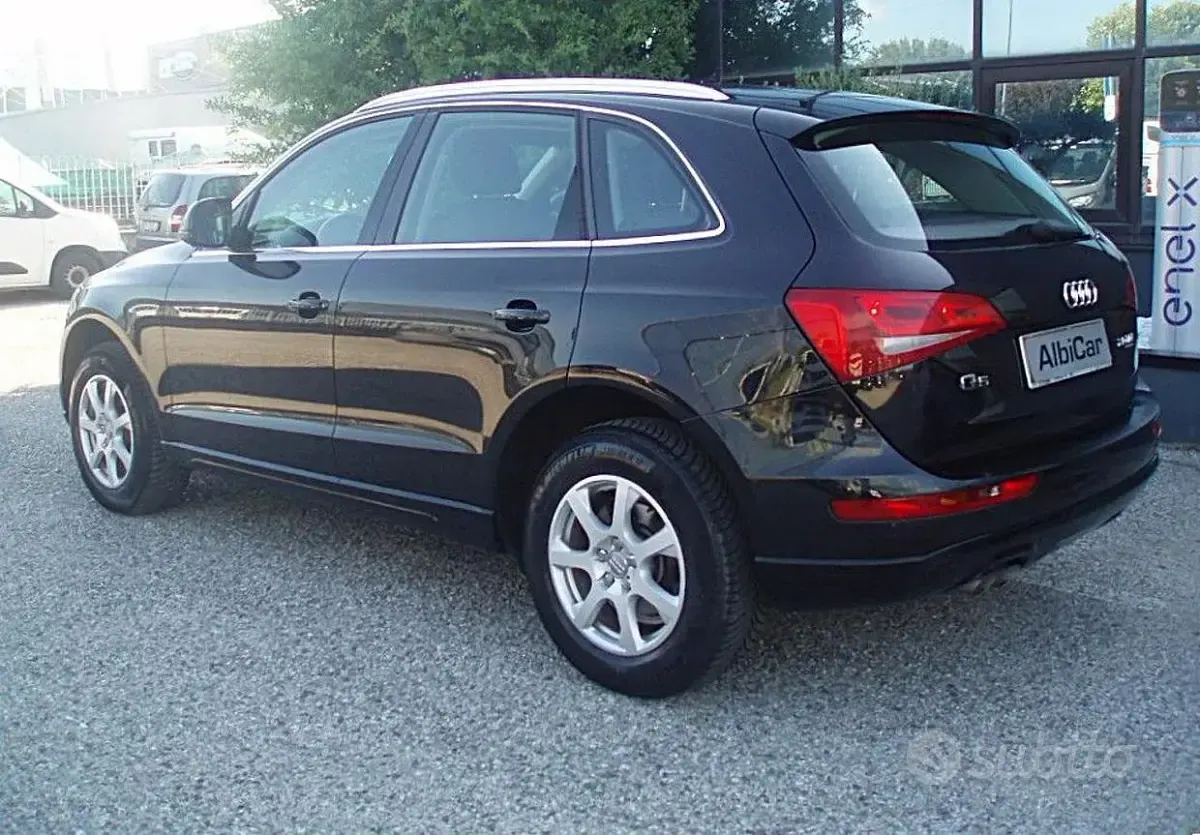 Usata Audi Q5 170 CV (125 kW) 2009 Nero SUV