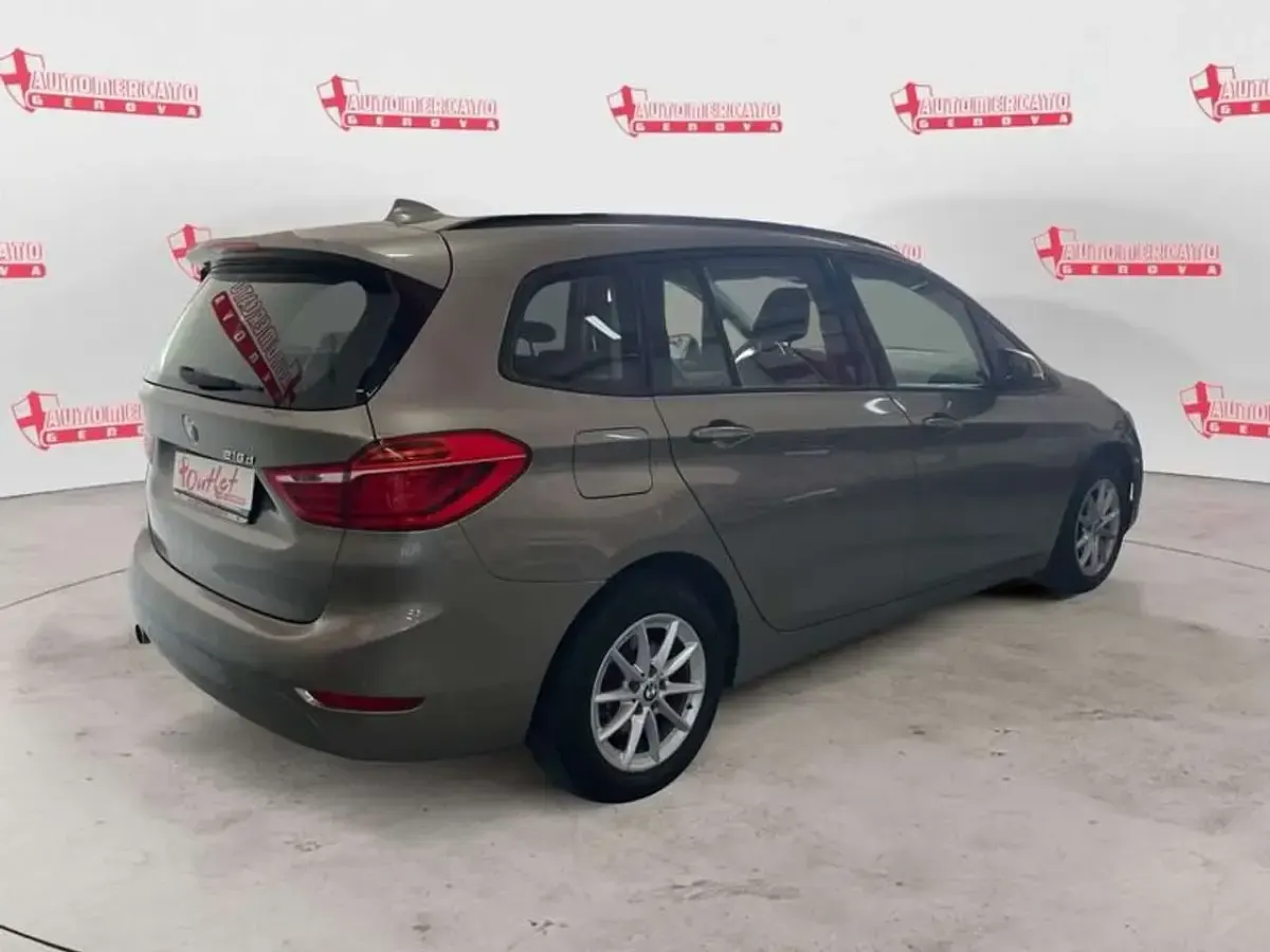 Usata BMW 216 Gran Tourer Advantage 116 CV (85 kW) 2018 Grigio Monovolume