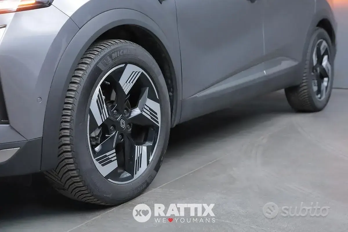 Usata Renault Symbioz Iconic 94 CV (69 kW) 2025 Grigio SUV