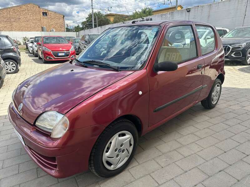 Usato 2005 Fiat Seicento 1.1 Benzin 54 CV (3.900 €)