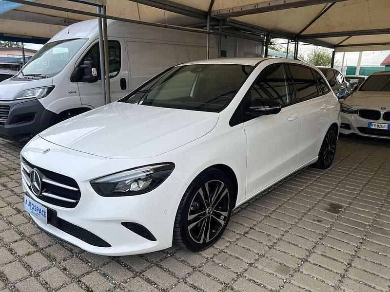 Usata Mercedes B200 Prestige 163 CV (119 kW) 2020 Bianco Monovolume