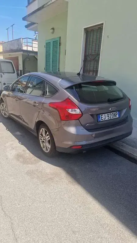 Usata Ford Focus 116 CV (85 kW) 2011 Berlina
