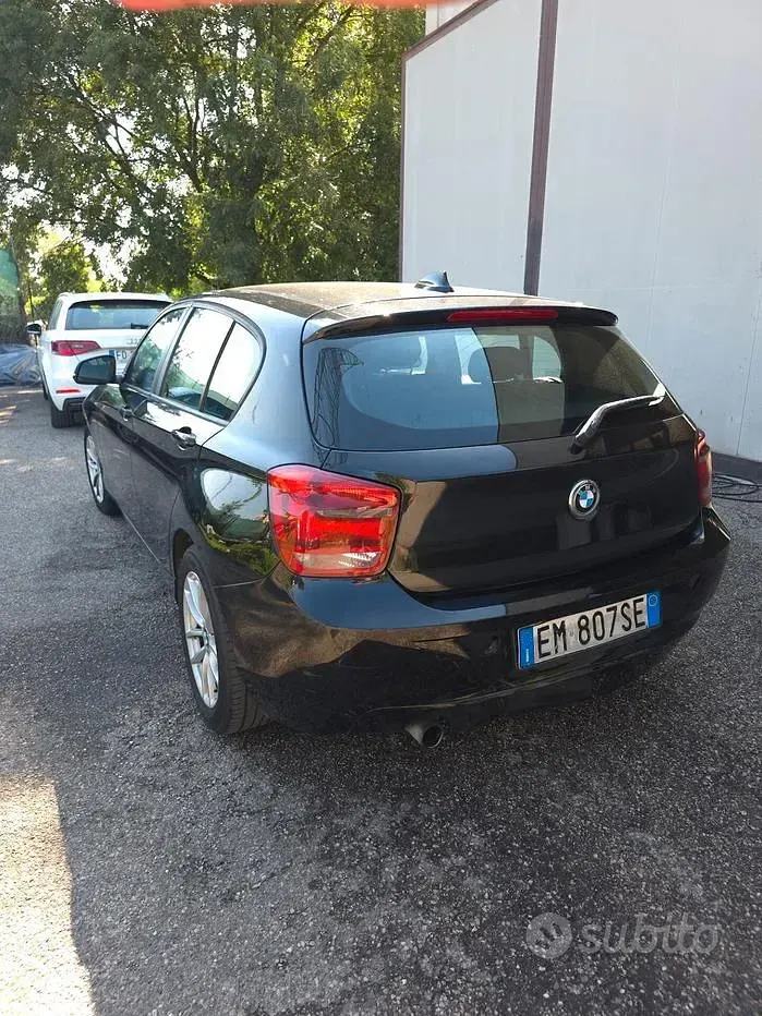 Usata BMW 116 Efficient Dynamics 116 CV (85 kW) 2012 Nero Utilitaria