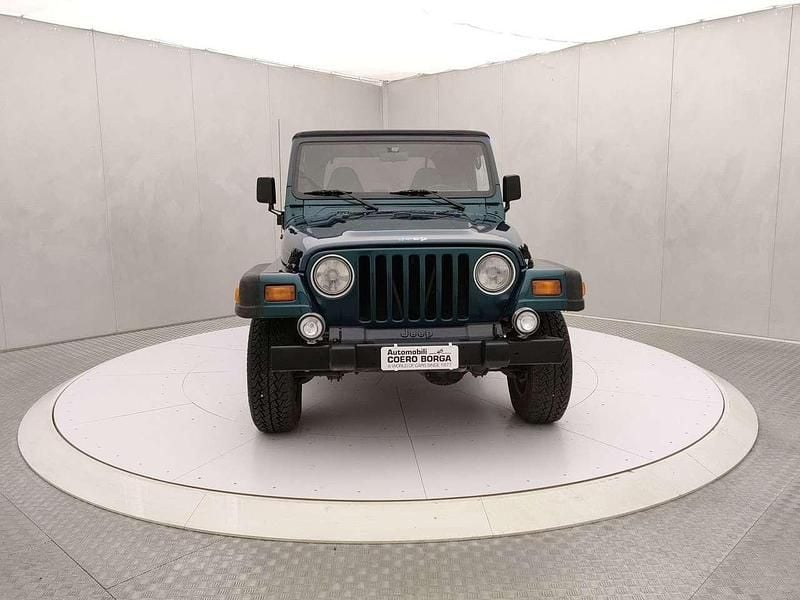 Usata Jeep Wrangler 118 CV (86 kW) 1997 Verde SUV