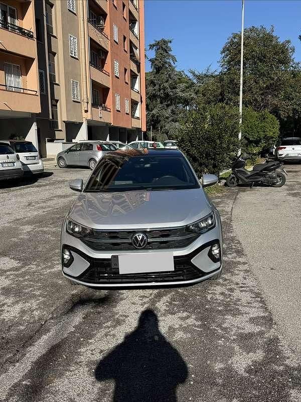 Usata VW Taigo R-line 115 CV (84 kW) 2022 Grigio SUV