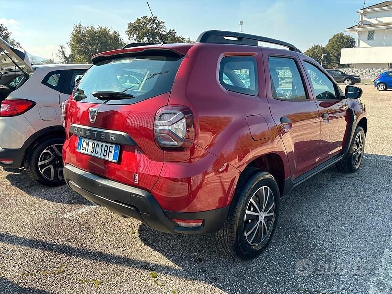 Usata Dacia Duster 91 CV (66 kW) 2023 Rosso SUV