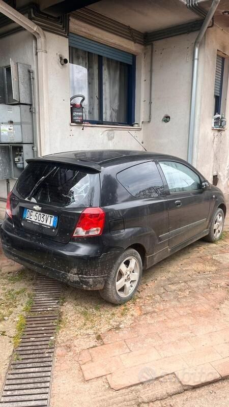 Usata 2006 Chevrolet Kalos Due volumi | 300 € (Ottimo prezzo) - Immagine 1/4