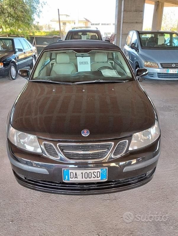 Usata Saab 9-3 Cabriolet Vector 150 CV (110 kW) 2006 Nero Cabrio