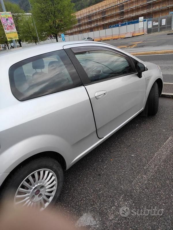 Usata Fiat Punto Evo 2011 Grigio Utilitaria