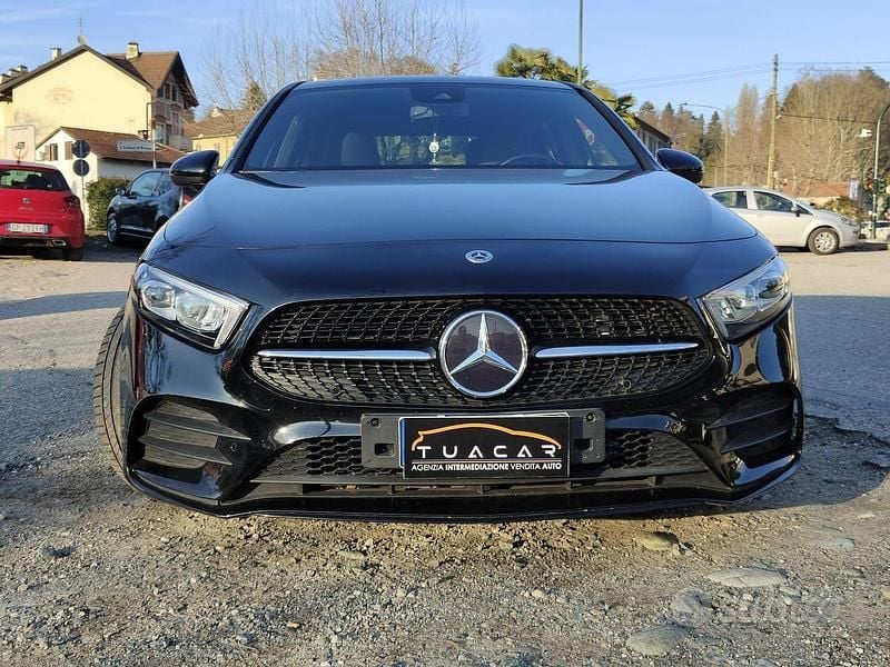 Usata Mercedes A180 AMG Line Premium Plus 116 CV (85 kW) 2021 Nero Berlina