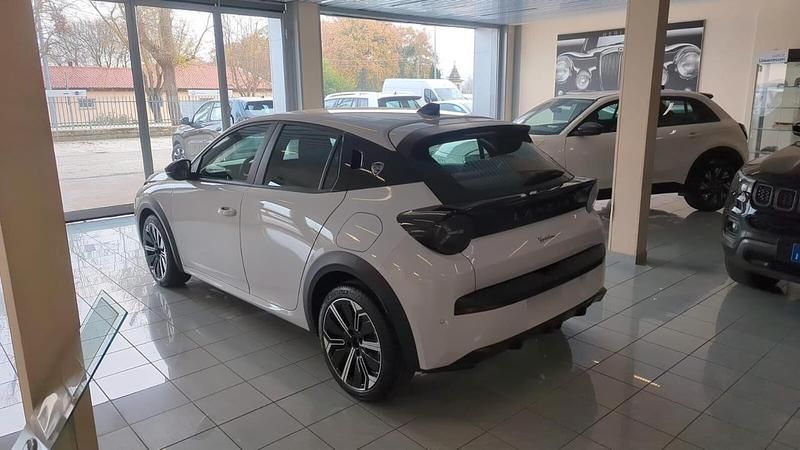 Nuova Lancia Ypsilon 100 CV (73 kW) 2025 Bianco Utilitaria