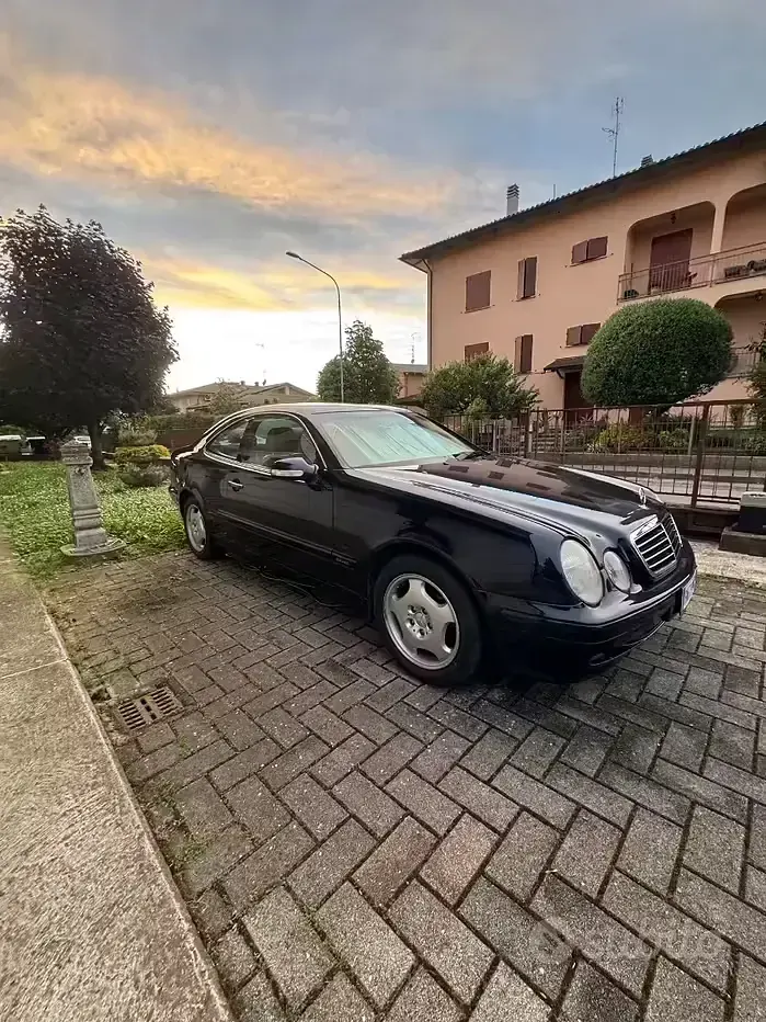 Usata Mercedes CLK200 163 CV (119 kW) 2000 Blu Berlina