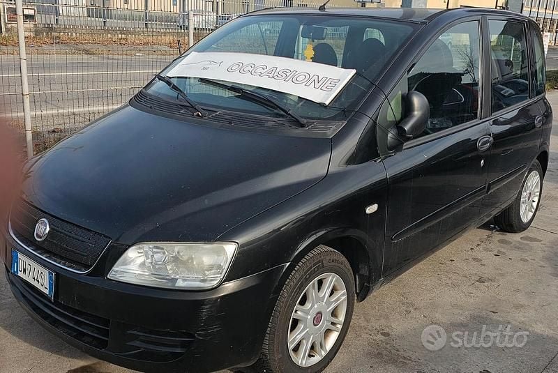 Nero Usata 2009 Fiat Multipla Emotion Monovolume | 1300 € (Super prezzo) - Immagine 1/4