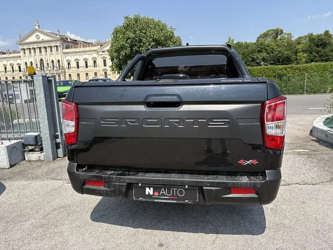 Usata SsangYong Rexton 203 CV (149 kW) 2023 SUV