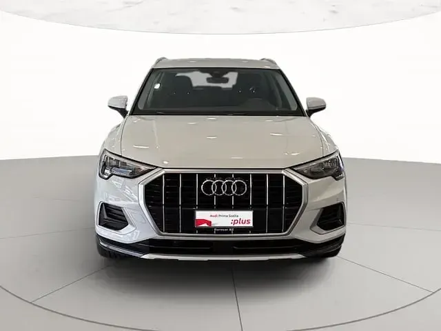 Usata Audi Q3 Advanced 150 CV (110 kW) 2021 Bianco ghiacciaio metallizzato SUV